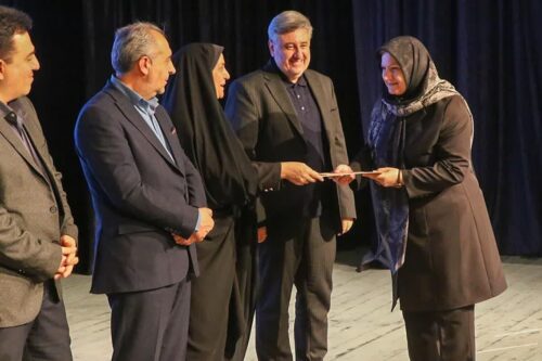 تأکید استاندار آذربایجان شرقی بر حمایت از هنرمندان تئاتر
