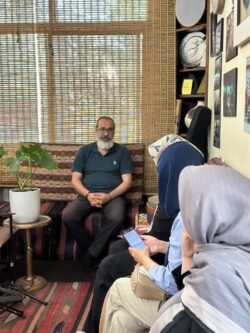 از کجا می‌آید این آوای دوست