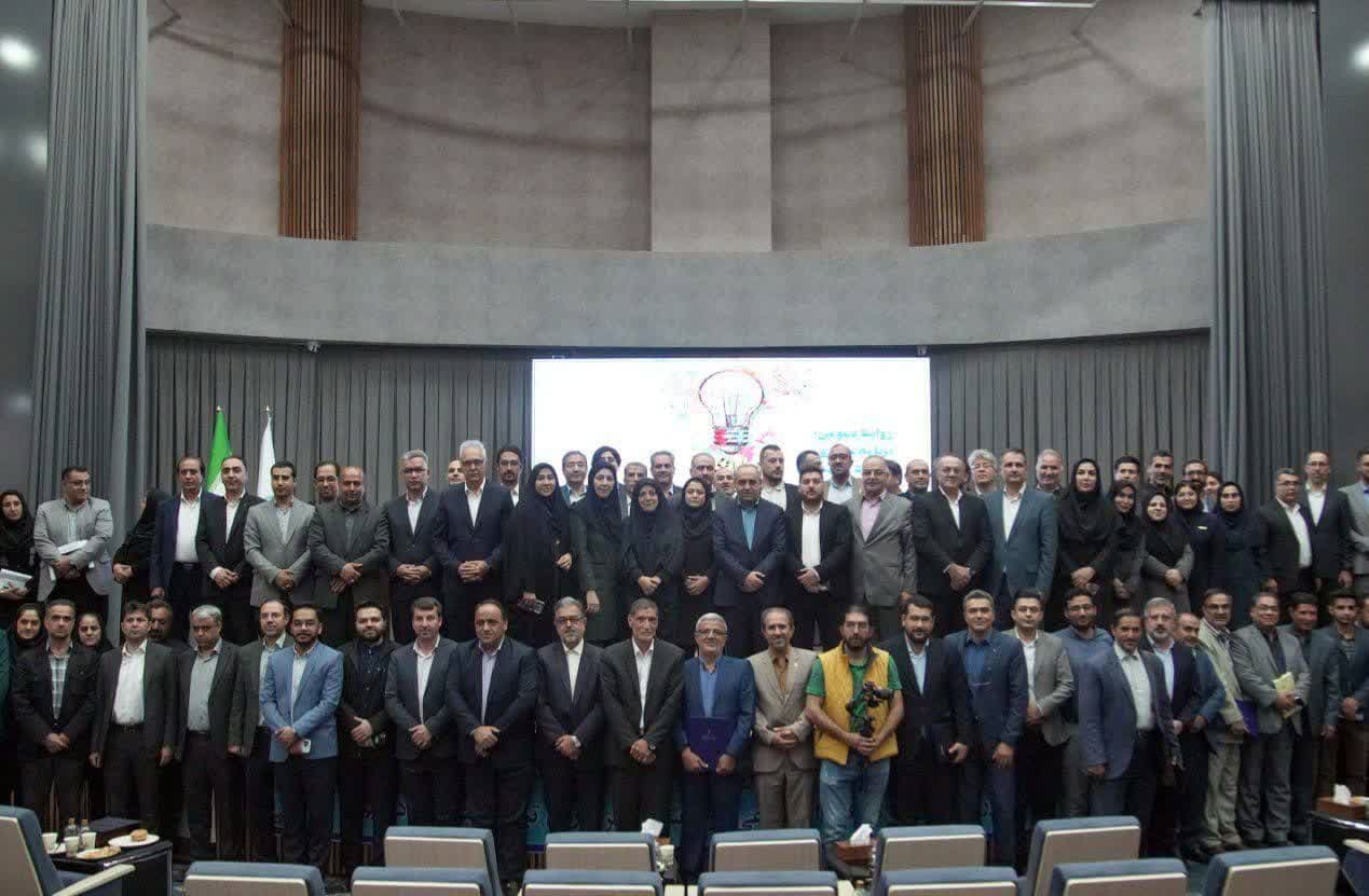 تجلیل از پیشکسوتان روابط عمومی آذربایجان‌شرقی