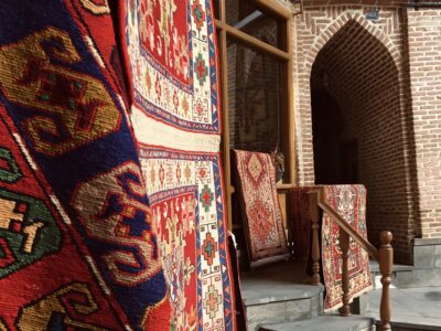 نقش و اثرات صنایع دستی در اقتصاد محلی