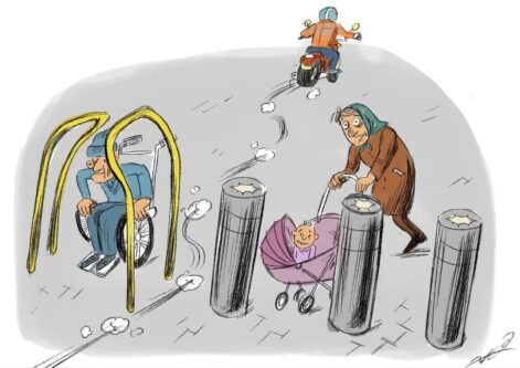 موانع فلزی در پیادهروهای تبریز؛ راهکاری ناکارآمد برای جلوگیری از تردد موتورسواران