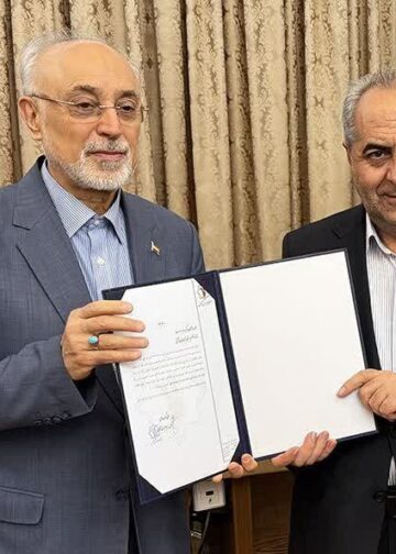 دکتر بهرام سرمست به ریاست هیات امنای بنیاد ایرانشناسی شعبه آذربایجان شرقی انتخاب شد