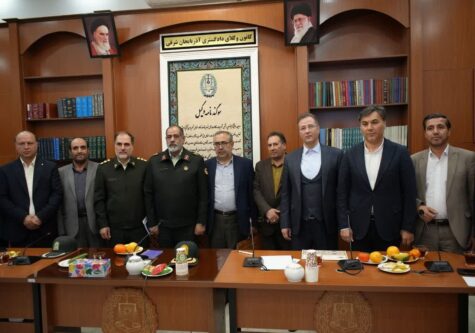 جلسه مشترک فرمانده انتظامی آذربایجان شرقی با رئیس و مسئولین کانون وکلای دادگستری استان