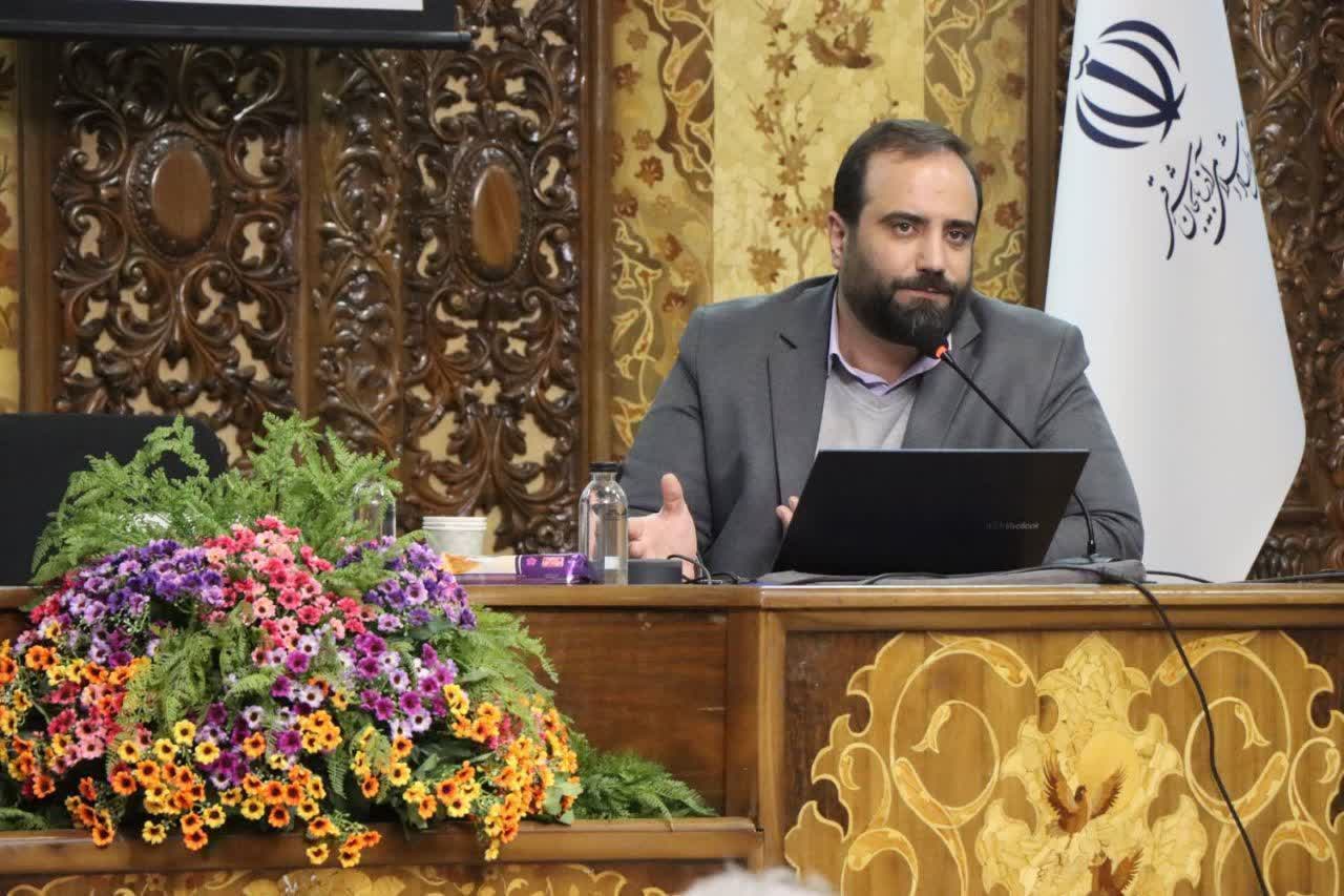 مقابله با اخبار جعلی، از آگاهی تا عمل