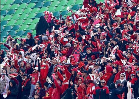 واکنش احزاب سهگانه زنان اصلاح طلب به رواج خشونت کلامی علیه زنان در ورزشگاهها