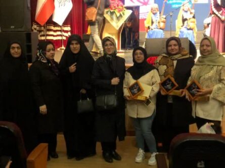 تجلیل از بانوان برگزیده عرصه فرهنگ و هنر در آیین «زن؛ روشنای آفرینش»