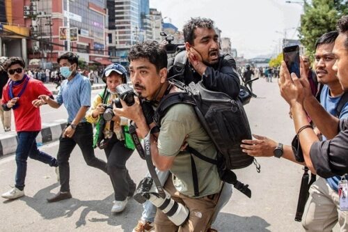 این همه خبرگزاری، دریغ از یک خبرنگار میدانی