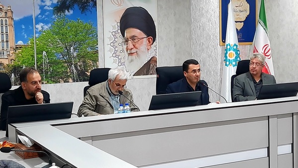 با تراز تجاری مثبت کشور نباید به بن‌بست فکر کرد