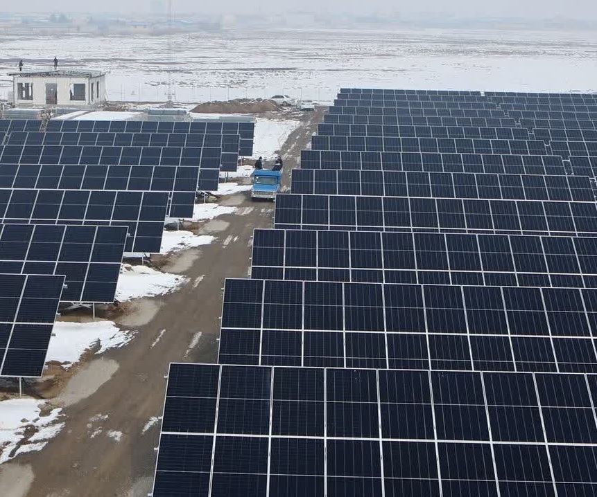 نخستین نیروگاه خورشیدی شرکت گاز آذربایجان شرقی در مراغه بهره برداری شد