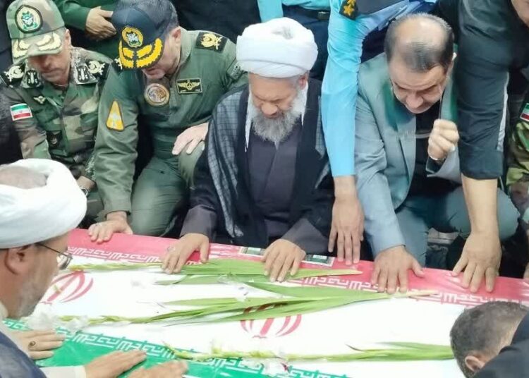 تشییع پیکر شهید مدافع وطن در مراغه