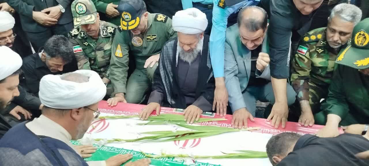 تشییع پیکر شهید مدافع وطن در مراغه