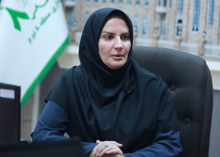 میانِ شکوهِ تاریخ و چالشهای امروز