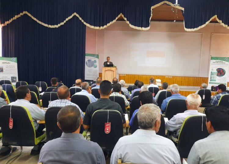 برگزاری گردهمایی علمی ـ آموزشی پسته در شهرستان آذرشهر با هدف ارتقای دانش باغداران