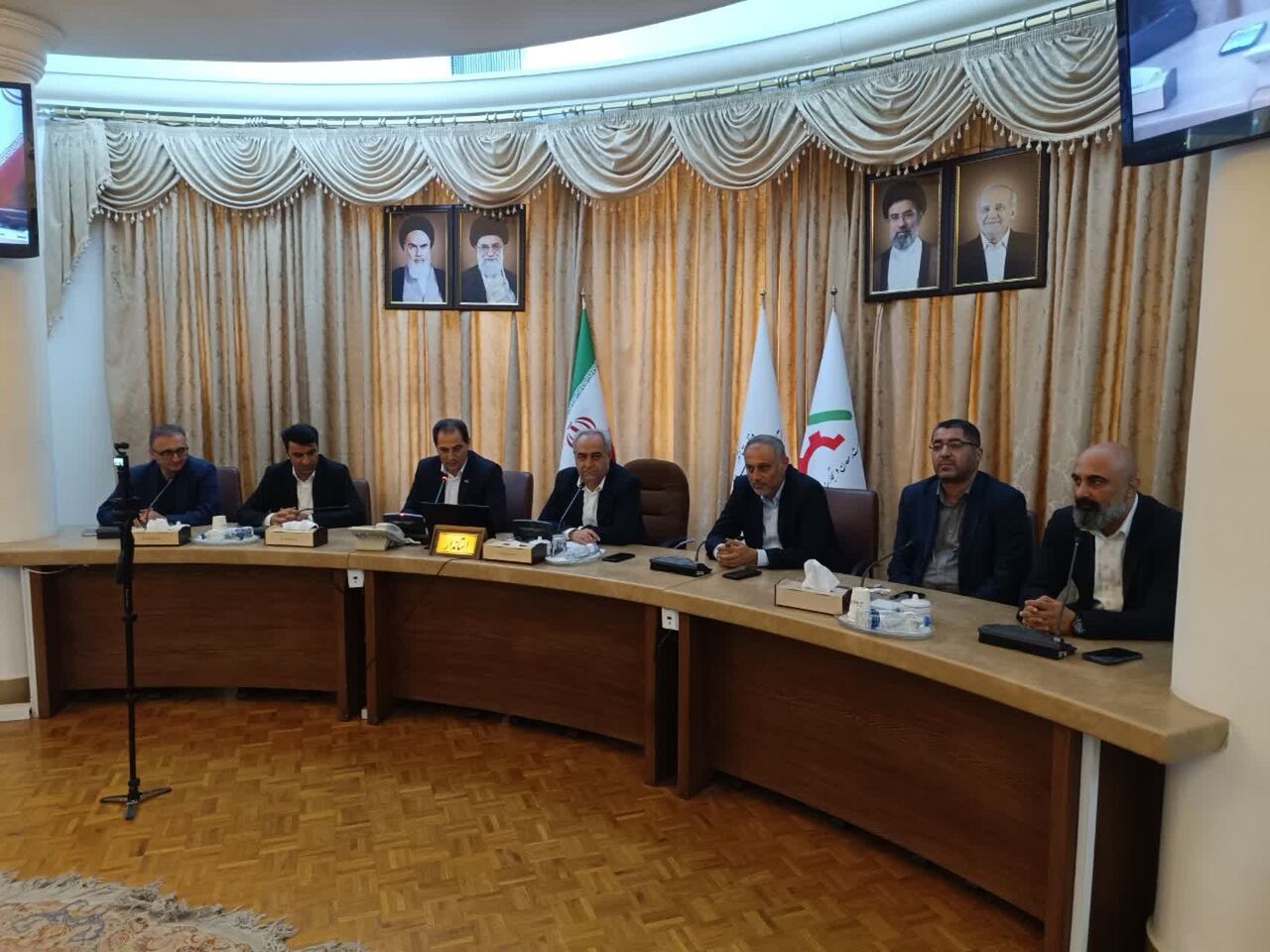 استاندار آذربایجان شرقی: تجربه‌های موفق تولیدکنندگان برای رفع موانع به اشتراک گذاشته شود